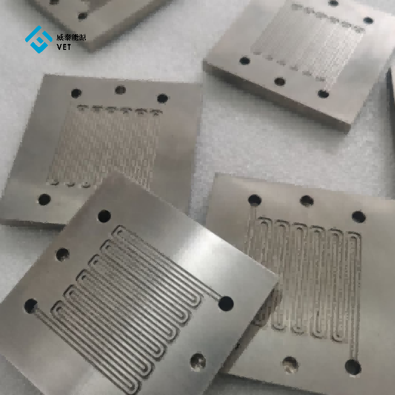 Piastre bipolari metalliche resistenti alla corrosione per le celle a combustibile